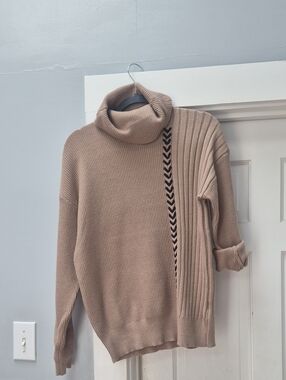 Turtleneck Mixed-Knit Sweater in Taupe NW/OT